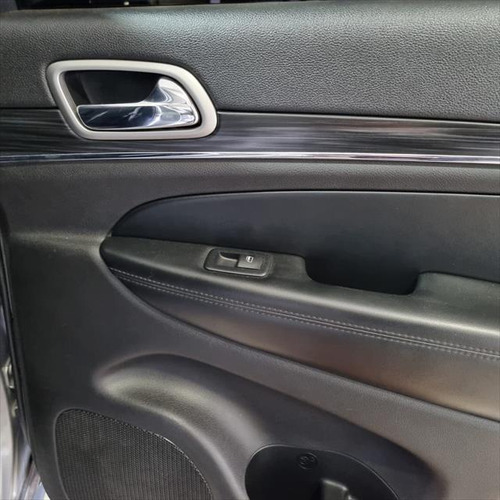 Jeep Grand Cherokee 3.6 V6 Limited Lujo 4x2 At