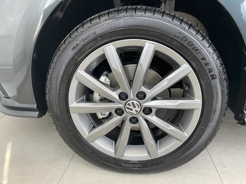 Imagen 12 de 16 de Volkswagen Vento 2020 1.6 Confortline Atm