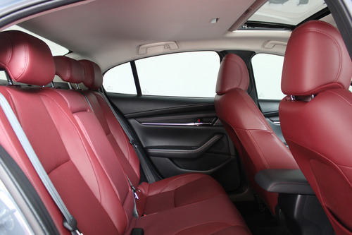 Mazda 3 Signature 2023