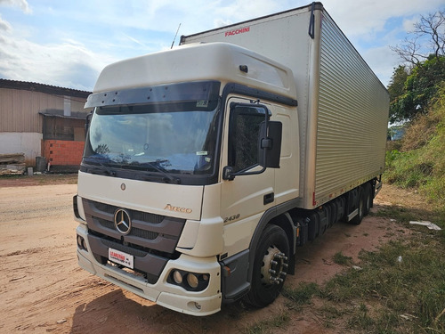 Mb Atego 2430 Baú 6x2 2020           $459.980,00