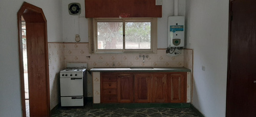 Imagen 9 de 14 de En Venta 2 Casas Sobre Terreno De 1300m2- Gas Natural, Zona