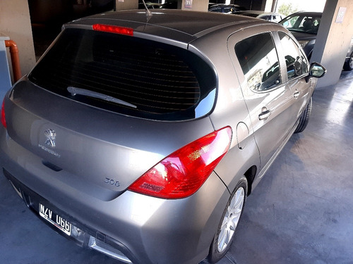 Peugeot 308 1.6 Active 2014