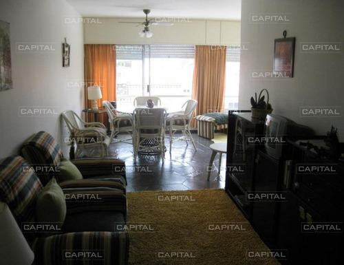 Apartamento En Venta, Península. Oportunidad!!-ref:24992