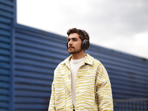 Imagen 5 de 6 de Audífono Sennheiser Momentum 4 Wireless Bt 5.2 60 Horas