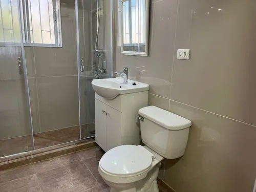 Departamento 4 Dormitorios En Venta, Sector Oriente, Viña D