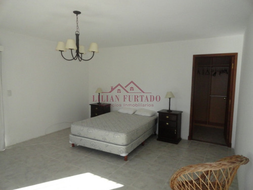 Funcional Casa A Metros De La Playa- Ref: 821