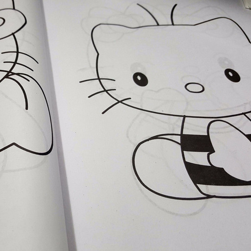 Imagen 3 de 3 de Libros Colorear Ben10 Kitty Hannah Montana | Escool