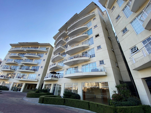 Departamento En Venta En Lomas Del Río