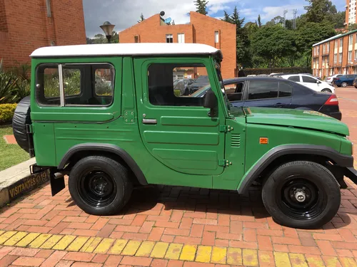 Daihatsu F20 1.6 F20 4X4