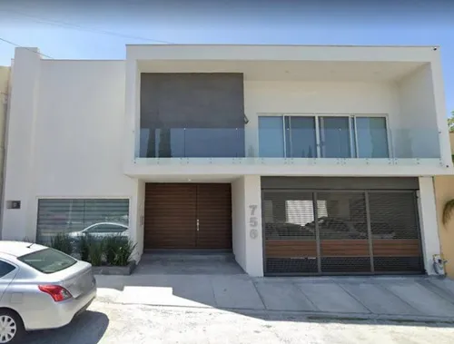 Venta De Casa En Muralistas Nuevo Leon