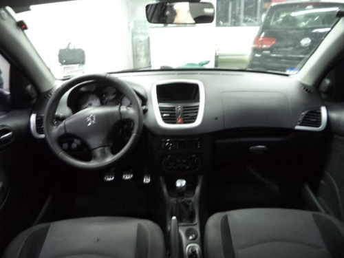 Peugeot 207 Quiksilver 1.6 16v Flex 5p Completo 2012 Prata