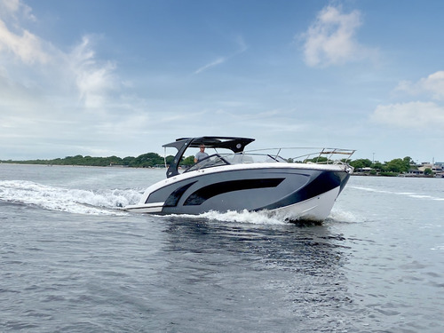 Lancha Triton Flyer 38 T-top || Zero ||