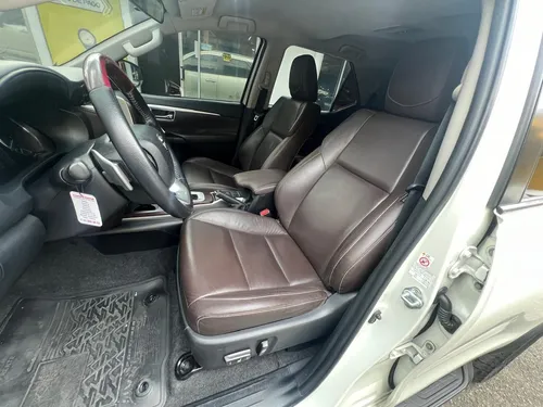 Toyota Fortuner 2.7 Srv