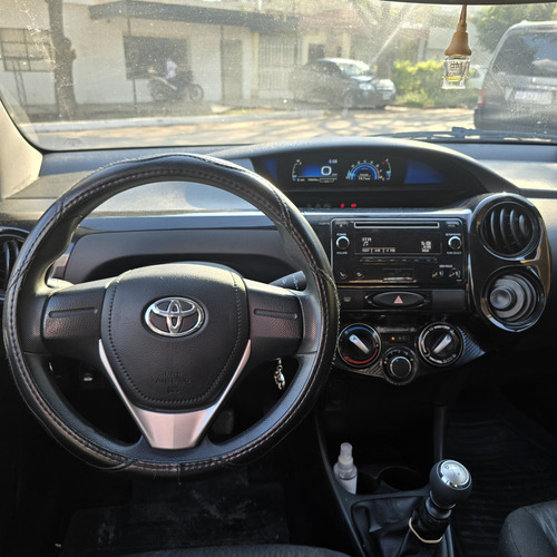 Toyota Etios 1.5 Sedan X l18