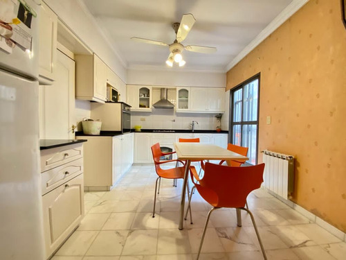 Casa En Venta En Mataderos
