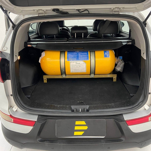 Imagem 9 de 12 de Kia Sportage 2.0 Ex 4x2 16v Gasolina 4p Automático