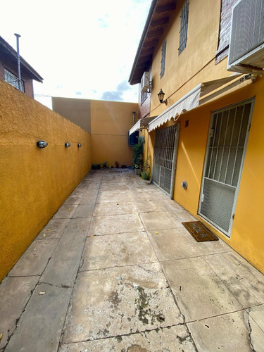 Venta Particular De Duplex En Monte Grande.