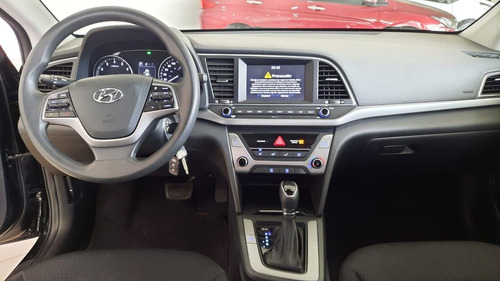 Imagen 10 de 15 de Hyundai Elantra 2018 2.0 Gls Premium At