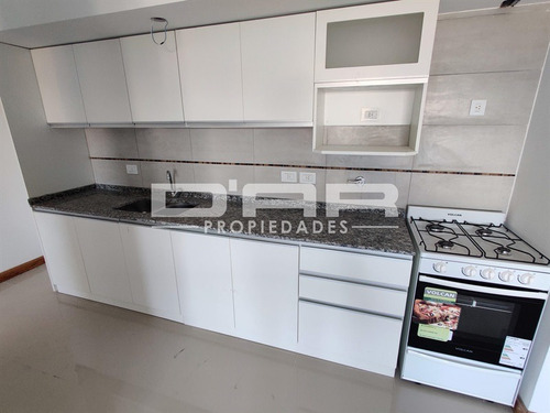 Imagen 5 de 14 de Departamento 3 Ambientes Con Cochera - Andalgalá 1600
