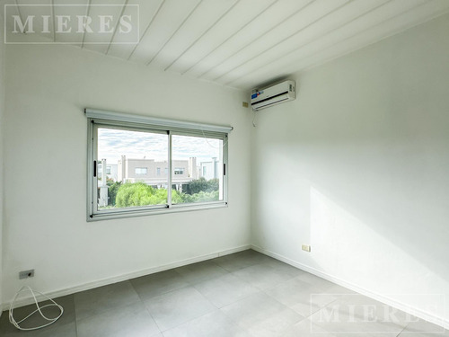 Casa En Venta En Lote Interno En Los Alisos, Nordelta