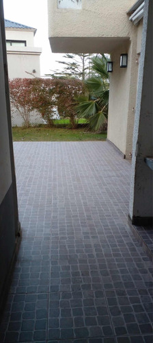 Casa Dumbus Gran Casa Pinamar Centro 14 Personas + Cuna, Pet Friendly, Parrilla, Parque, Metegol, Wifi Fibra 300mega Eventos