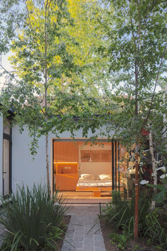 Rt- Casa 2 Pisos Remodelada X Arquitectos, 4dor + 3b + 2est