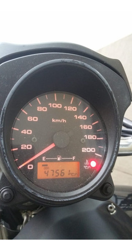 Moto Suziki Boulevard M800 Batida