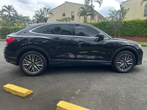 Audi Q3 1.4 35 Tfsi Ambition Plus