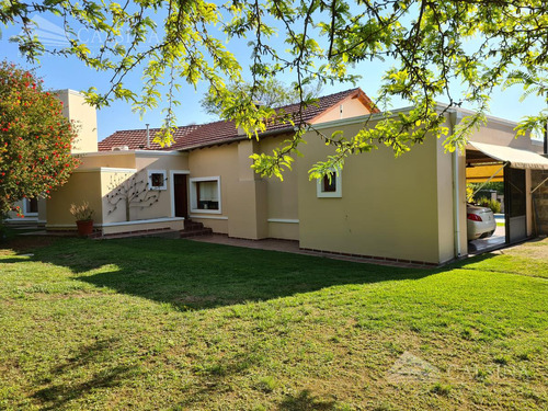 Casa En Venta - B° Golf - Villa Allende - Córdoba