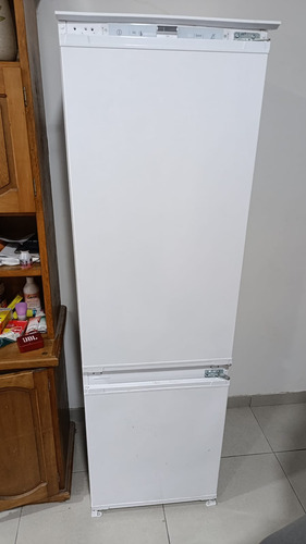 Heladera Freezer Inferior Inverter Beko (Usado)