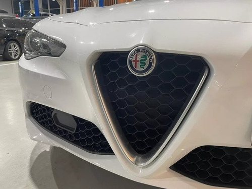 Alfa Romeo Giulia 2.0 200cv 200 Distinctive