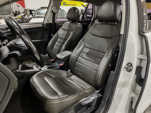 Imagem 5 de 15 de Volkswagen Golf 1.4 Tsi Comfortline 16v 2014