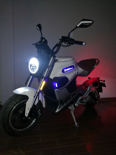 Imagen 4 de 25 de Moto Electrica Super Miku Max Litio No Anger No Robo S