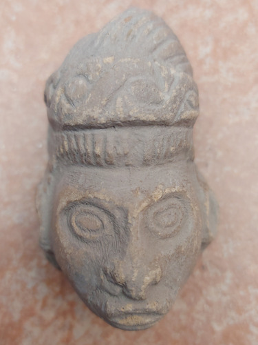 Antiguo Silbato De Barro Con Forma De Rostro Indígena (Usado)