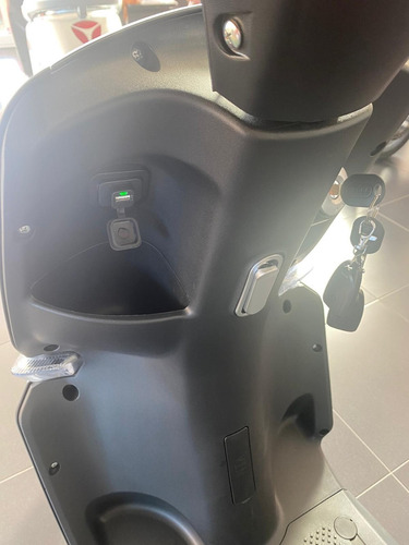 Imagen 9 de 22 de Moto Eléctrica. Yadea - Modelo S-like, Motos Eléctricas