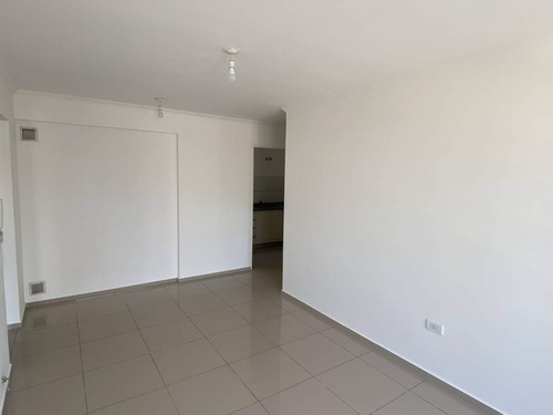 Imagen 4 de 8 de Departamento De 1 Dormitorio En Venta En El Centro - Apto Bancor