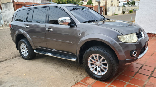 Mitsubishi Montero Sport Gls Motor 3.0l 4wd Automatica 2014.