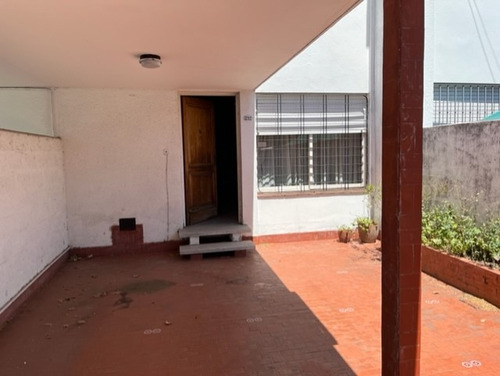 C/av Duplex 2 Pl 5 Mts De Frente Patio Cochera P/ 2 Autos  