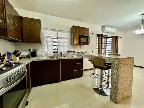 Casa En Renta Fracc. Calzada Del Bosque, Chihuahua