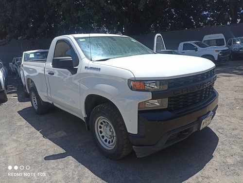 Chevrolet Silverado 4.3 lts 1500Doble Cabina Ls 4x2 At