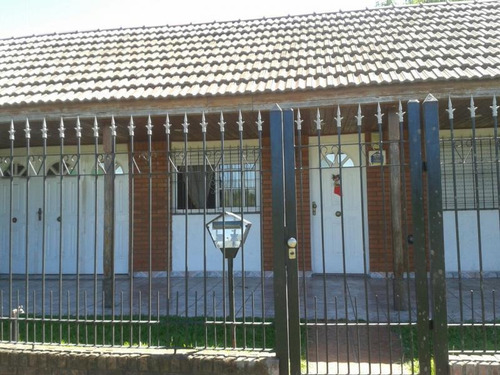 Casa Alquiler 2 Dormitorios 1 Baño 1 Patio 300 Mts 2 - Villa Elvira