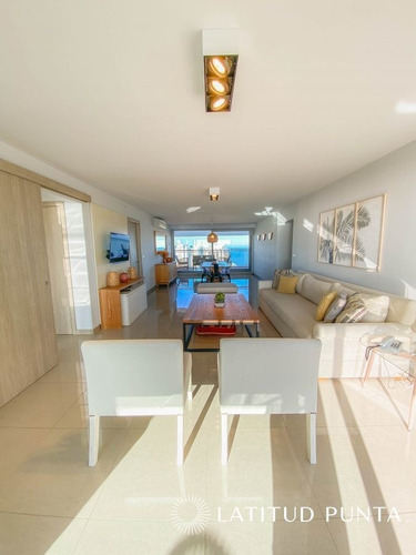 Imagen 2 de 28 de Apartamento Pasante Con Doble Balcón - Punta Del Este Brava