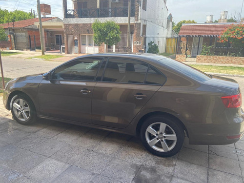 Volkswagen Vento 2.5 Luxury 170cv 2012