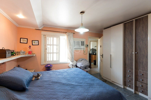 Casa Em Tristeza Com 5 Dormitórios - Lu431415
