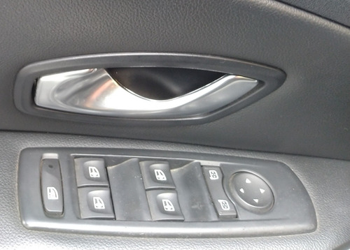 Renault Fluence 2013 2.0 Dynamique Hi-flex 4p