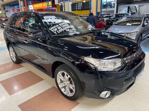Imagem 4 de 14 de Outlander 3.0 Gt 4x4 7l Gasolina 4p Automático 2014/ 2015