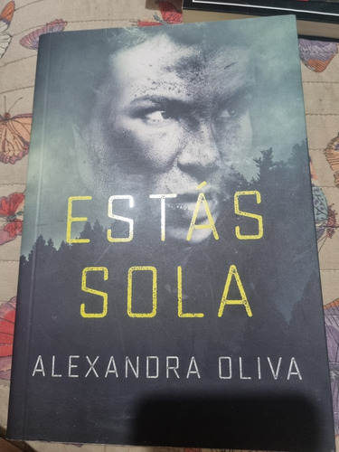 Estas Sola Oliva Alexandra (Usado)