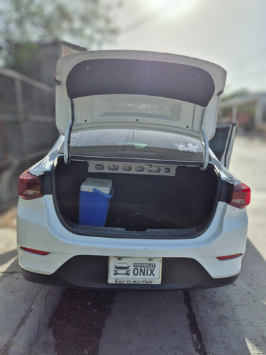 Chevrolet Onix 1.0t Lt Mt