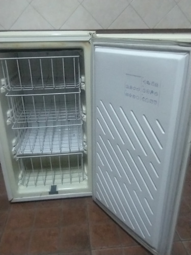 Freezer Whirlpool Vertical Bajo Mesada Excelente Leer Blanco (Usado)