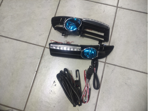 Nieblas Jetta A4 Con Halogeno Azul Y Luz De Dia Con Cables